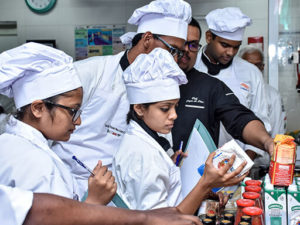 Certificate IV in Commercial Cookery SLIIT Certificate IV in Commercial Cookery SLIIT