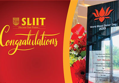 SLIIT-was-awarded-a-honorary-memento-on-14th-June-2019