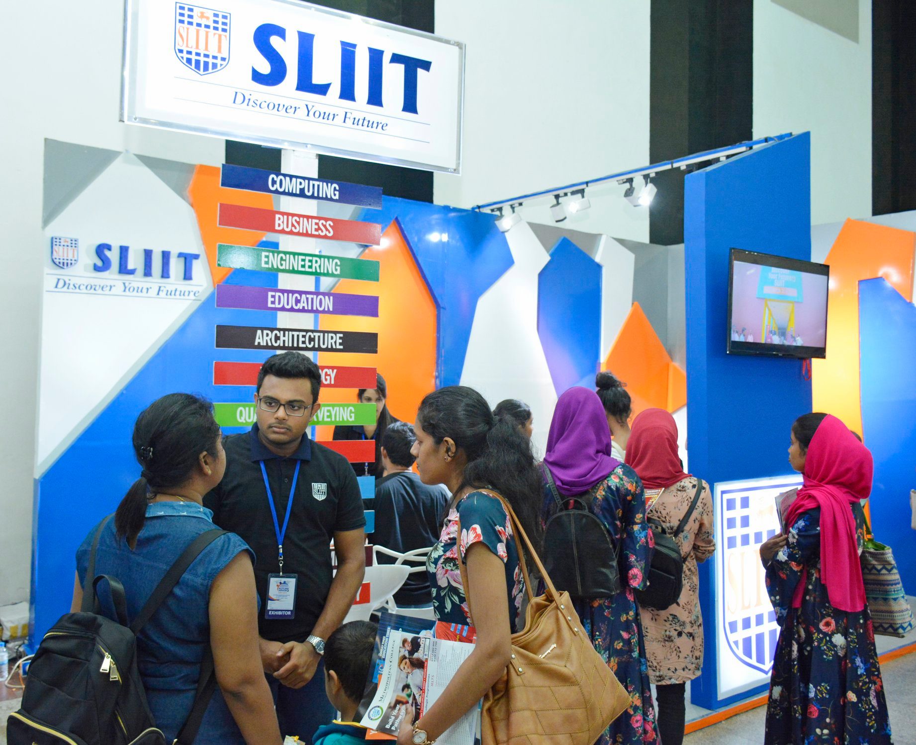 SLIIT-represented-Future-Minds-2019-on-14th-15th-and-16th-of-June-2019-at-the-BMICH-