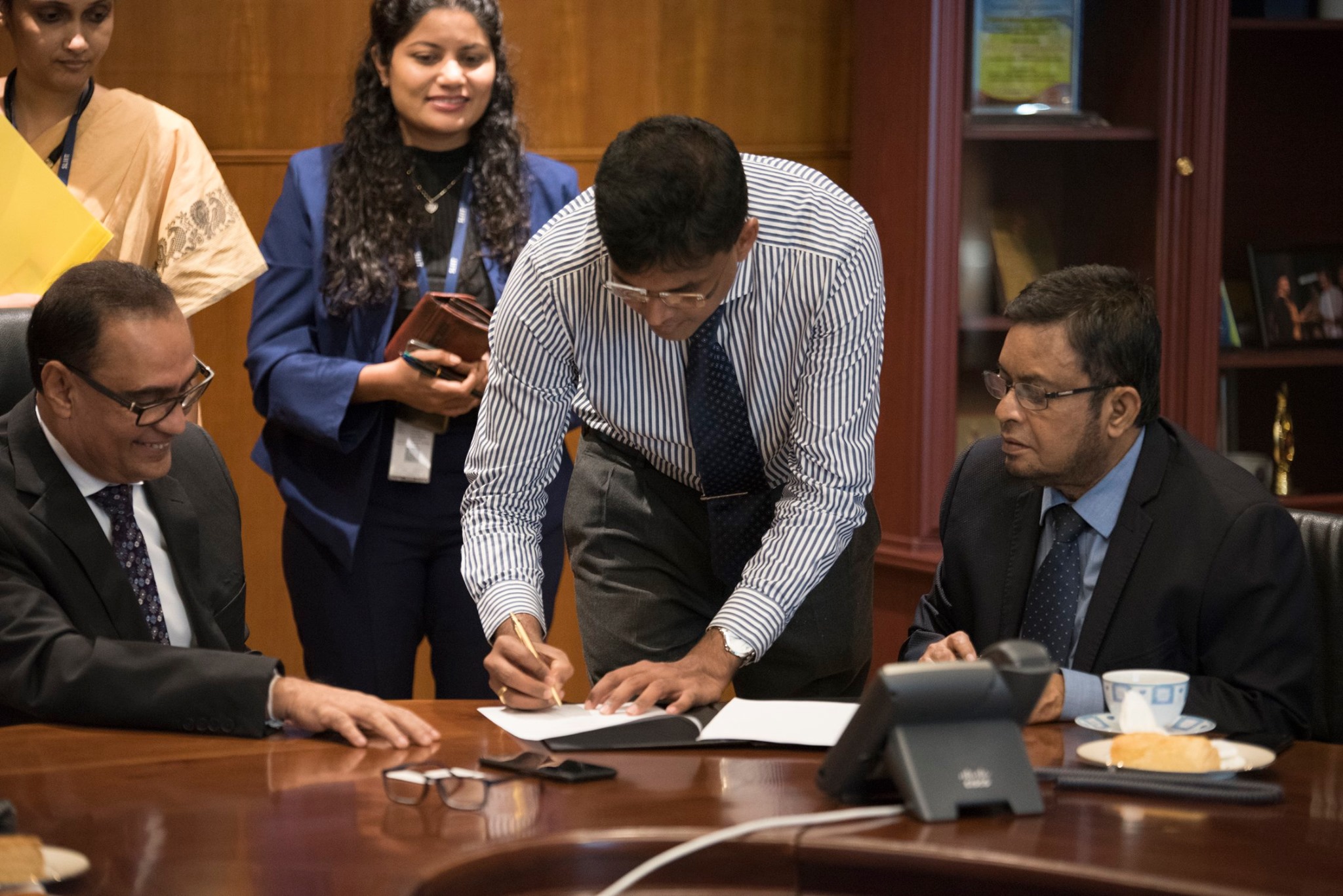 SLIIT-signing-a-MOU-with-The-Plastics-&-Rubber-Institute-of-Sri-Lanka-PRISL-