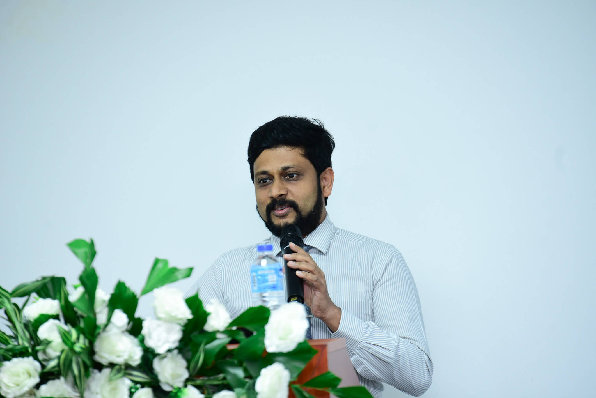 The IEEE Workshop on Transforming Research into Publication Mastering Scientific Writing